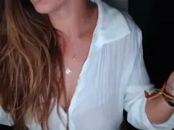 Amateur Watch Live Sex Cams of NatiMystique