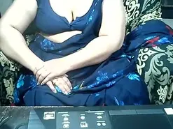 Amateur Free Live Porn of indianbhabi40