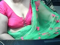 Amateur Adult Webcams of indianbhabi40