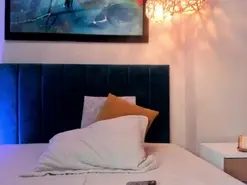 Amateur Live Sex Cam of AnnaBrooks