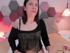 Amateur Free Live Porn of AnnaBrooks