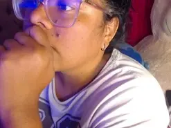 Amateur Private Sex Chat of Alanna-Brunette