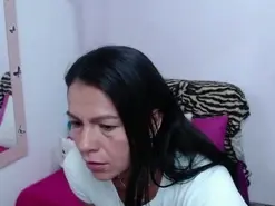 Amateur Adult Webcams of Camilavargas_