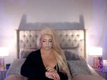 Bongacams Watch Live Sex Cams of xtinastar