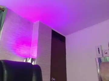 Bongacams Live Sex Cam of DakotaRobbins