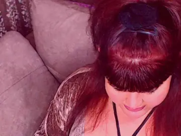 Bongacams Live Sex of RedBustyX