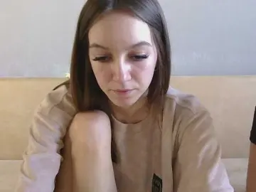 Bongacams Free Porn Cam of CandySurprise19