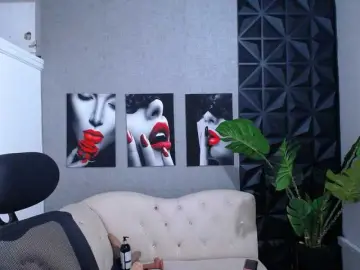 Bongacams Watch Live Sex Cams of Valentina-mature