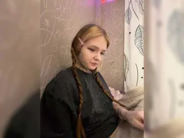 Bongacams Nude Webcam of LiaaaLi