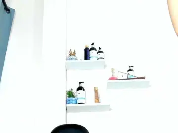 Bongacams Nude Webcam of kloe-squirts