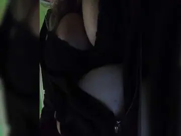 Bongacams Private Sex Chat of EveHugs