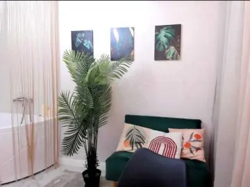 Bongacams Adult Webcam of HoneyGlow