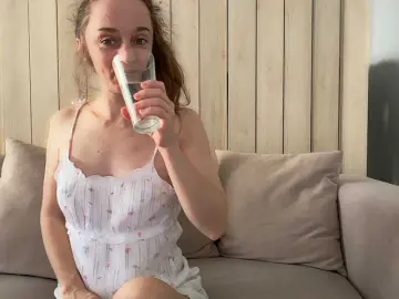 Bongacams Free Live Porn of Shy-SweetGirl