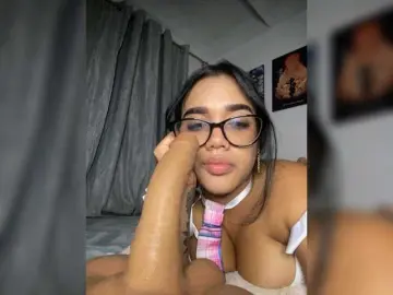 Bongacams Free Porn Cam of ela-endez