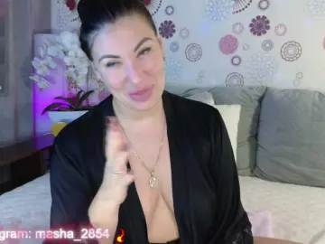 Bongacams Watch Live Sex Cams of Madelynn