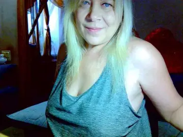 Bongacams Best live sex cam show of Savan35na