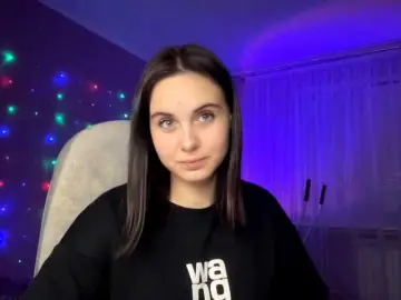Bongacams Live Porn of CANDY-LIPS-GIRL