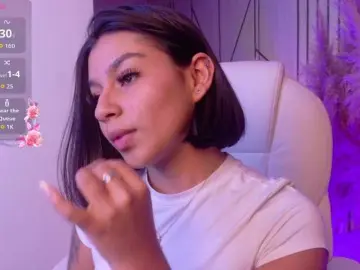 Bongacams Adult Webcam of Alyssa-Ray