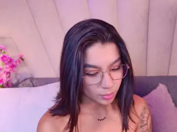Bongacams Live Sex Cam of Alyssa-Ray