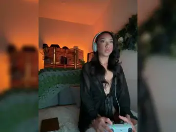 Bongacams Watch Live Sex Cams of PreeminentJess