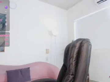 Bongacams Nude Webcam of kylie-soraya