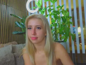 Bongacams Private Sex Chat of MiaLiaHot