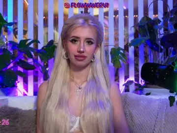 Bongacams Free Porn Cam of MiaLiaHot