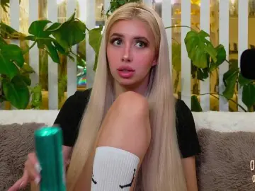 Bongacams Best Webcam of MiaLiaHot