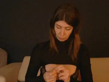 Bongacams Watch Live Sex Cams of RoxySkyBlue