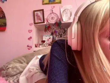Bongacams Sex Cam of LeilaGerveler
