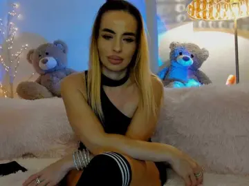 Bongacams Free Porn Cam of FeralFoxy