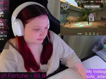 Bongacams Live Sex Cam of AlinaAdams