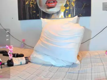 Bongacams Best Webcam of Violethorny05