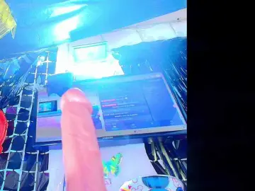 Bongacams Free Live Porn of dakotamilf-hot