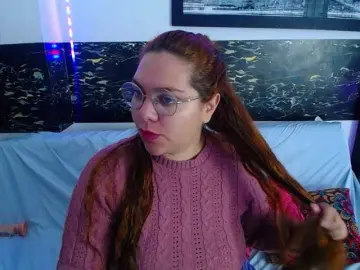 Bongacams Sex Cam of glory-holes