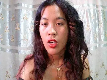 Bongacams Watch Live Sex Cams of Nina-001