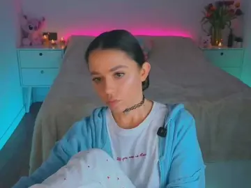 Bongacams Free Live Porn of MaybeBabeTV