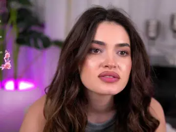 Bongacams Live Sex Cam of SweetAuraaa