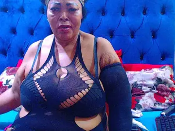 Bongacams Sex Chat of Ebonycandy10