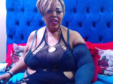 Bongacams Live Sex Cam of Ebonycandy10