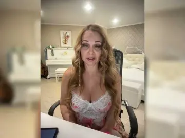 Bongacams Adult Video Chat of XxxSexyMilfxxX