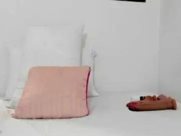 Bongacams Live Sex Cam of KaritooKiss