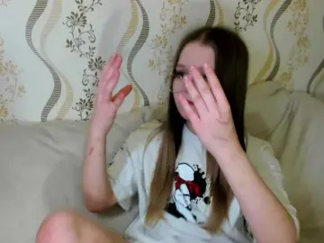 Bongacams Watch Live Sex Cams of MelMooon