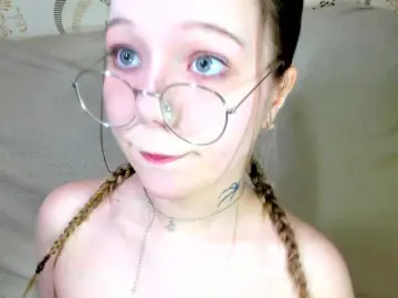 Bongacams Free Live Porn of MelMooon