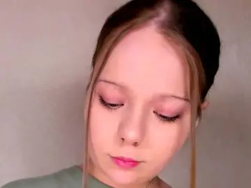 Bongacams Live Porn of MelMooon
