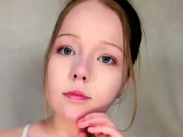 Bongacams Nude Webcam of MelMooon