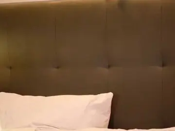 Bongacams Watch Live Sex Cams of ElaStormX