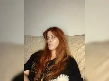 Bongacams Watch Live Sex Cams of AfinaFrance