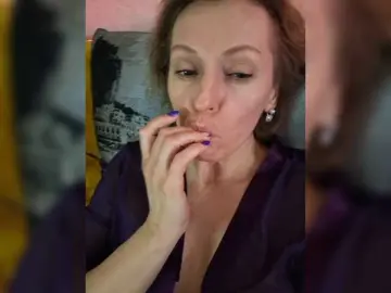 Bongacams Nude Webcam of Valkiriyas