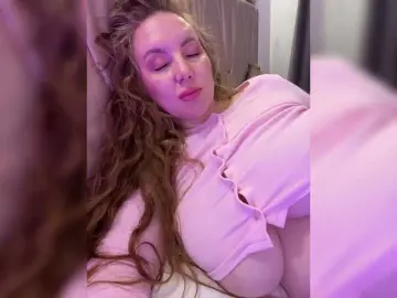 Bongacams Free Porn Cam of cherryygirl